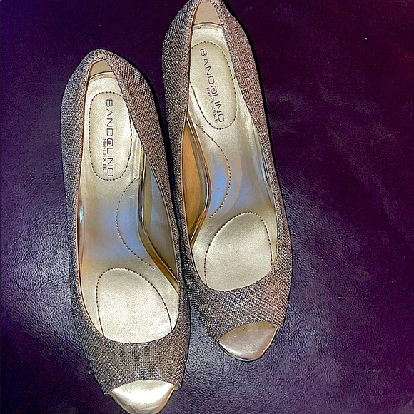 High Heels - Picture 2 of 4